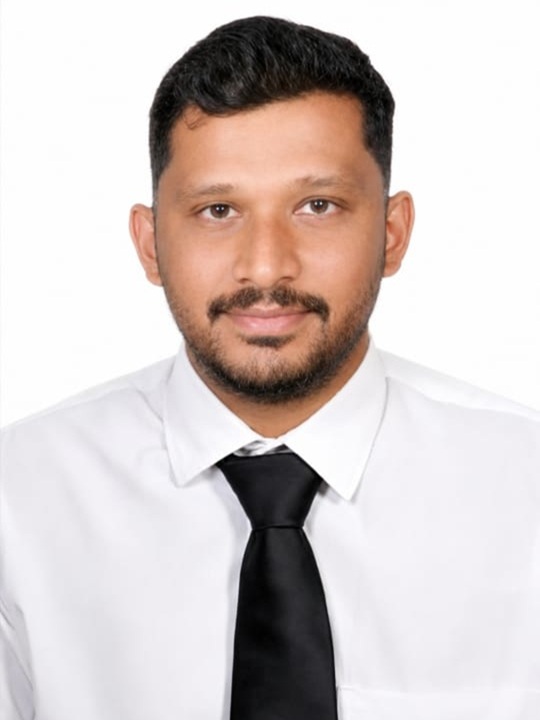 Community Member 06